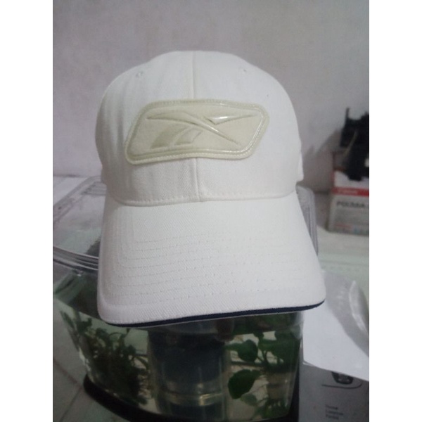 topi rebook original