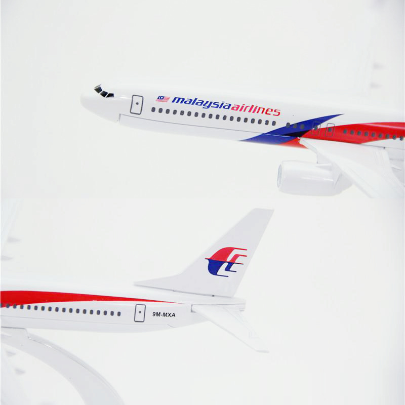 Boeing 737 Model Pesawat Terbang Thai Malindo Bangladesh Brazil Indonesia Shenzhen Airlines B737 Bahan Metal Ukuran 16CM