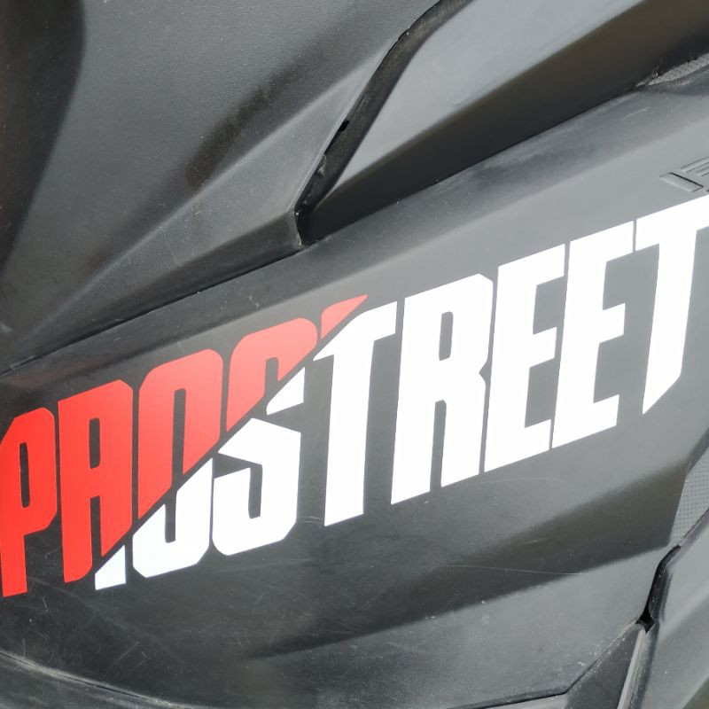 

stiker prostreet 2 warna