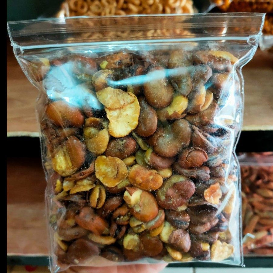 

Kacang Koro Kulit 250 gram