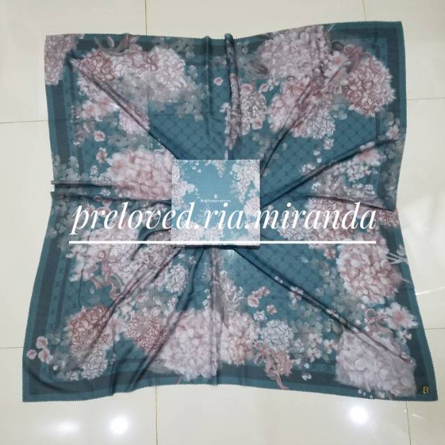 Buttonscarves Hydrangea Scarf
