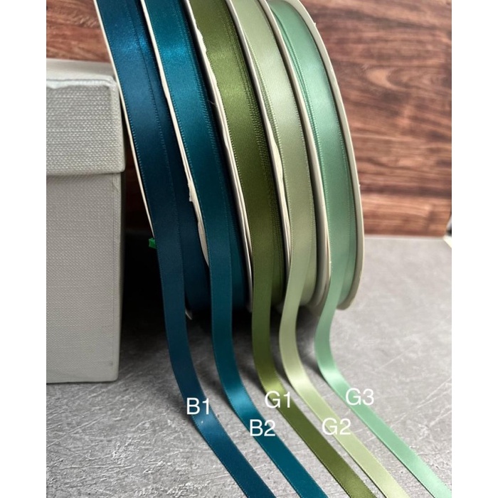 

Pita Hijau Premium 1cm Per Meter/ Pita Kado/Pita Lebaran/Pita Natal - B1