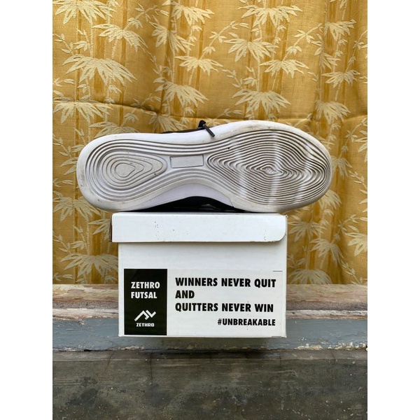 Sepatu Futsal Zethro Alpha 2.0 +A