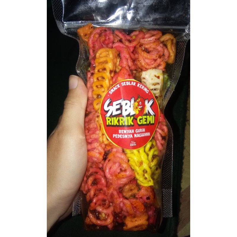 

seblak kering (krupuk tangga)