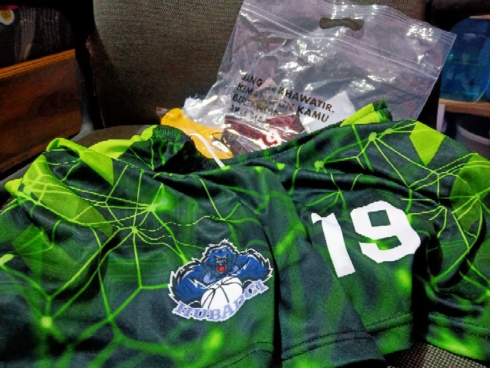 Masker Kain 2 Ply Korea Dewasa & Anak Lakers Nba Batik