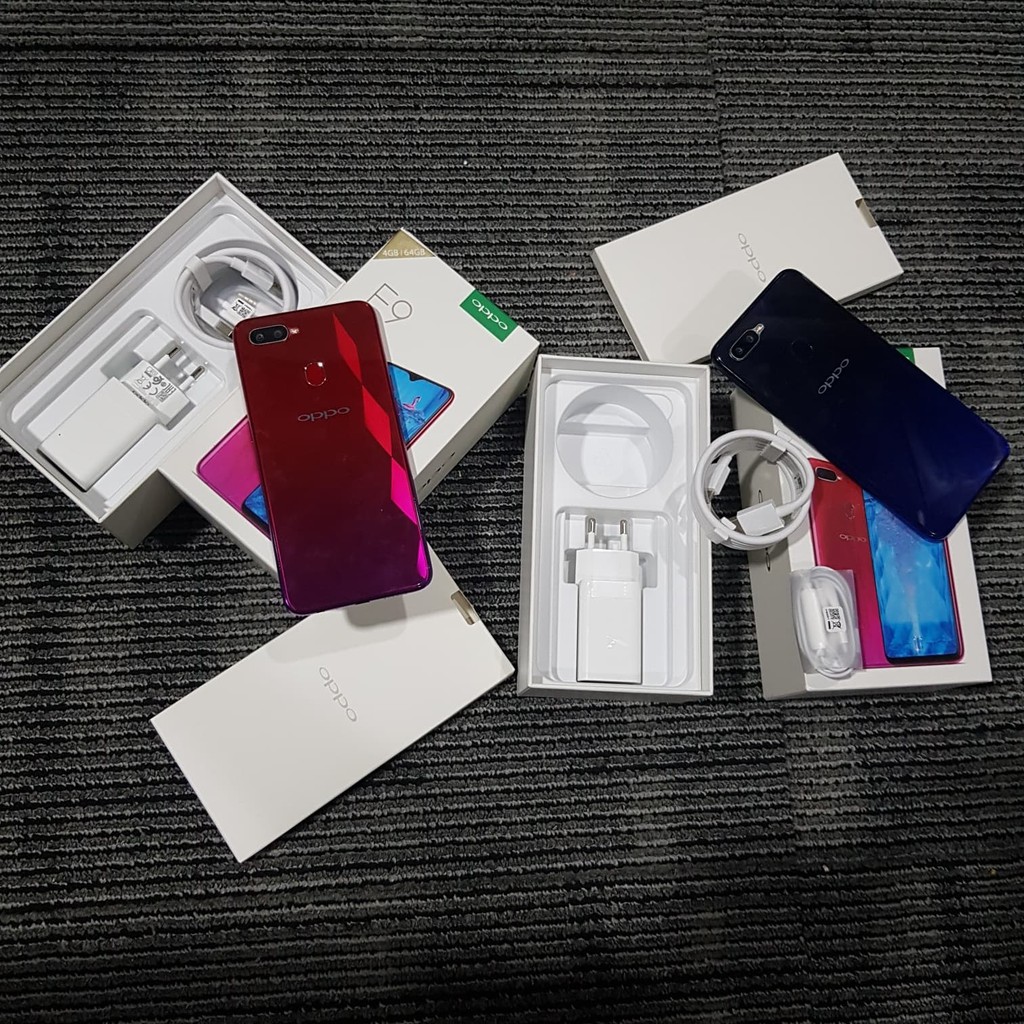 Oppo F9 4GB/64GB Fullset