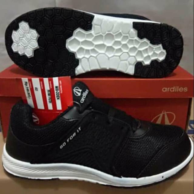 SEPATU ARDILES /RUNNING SHOES/SNEAKERS