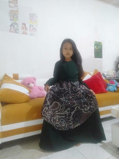 Batik Couple Keluarga Gamis Polos Syari Terbaru