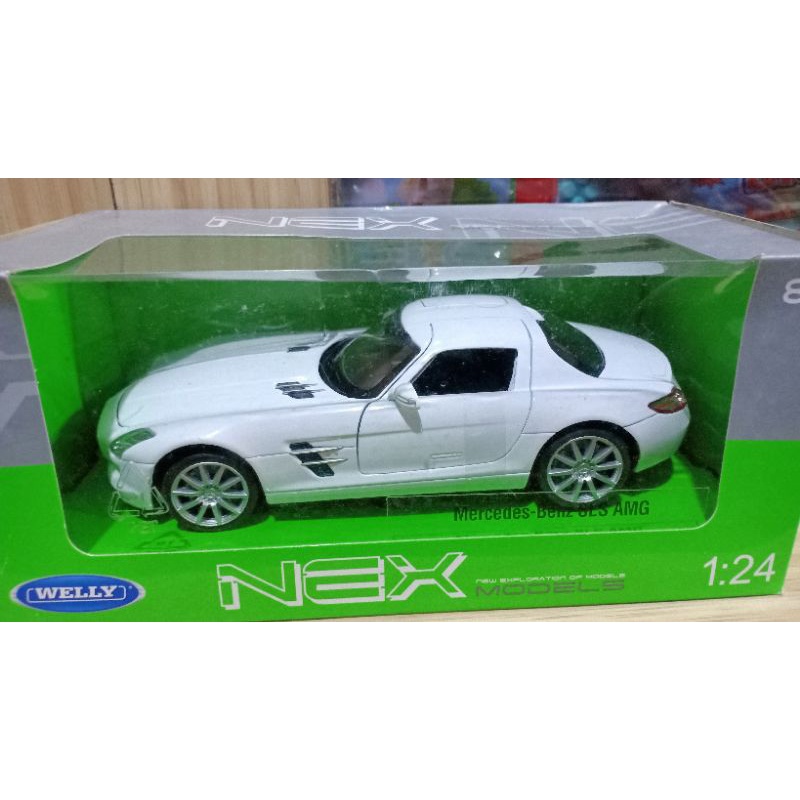 mercedez-benz SLS AMG