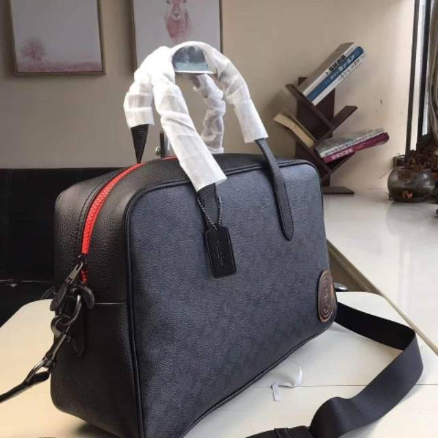 COACH men Metropolitan Soft Carryall in Signature With Coach Patch laptop tas bag hitam black
