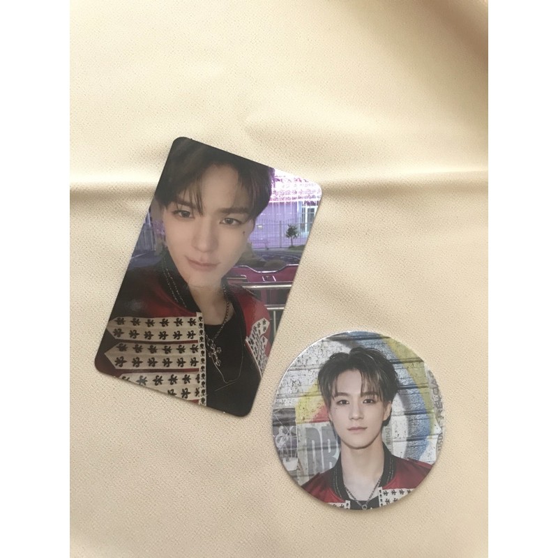 photocard cc jeno ridin, folded poster jaemin ridin
