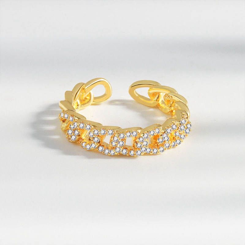 Cincin Model Rantai Twist Geometris Bahan Tembaga Untuk Wanita