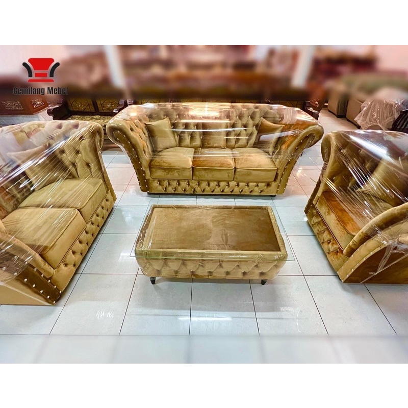 Sofa Klasik Modern 321 Gold Bludru Mewah Ready Makassar Berkualitas