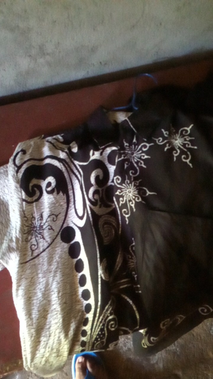 Kemeja Batik Lengan Pendek