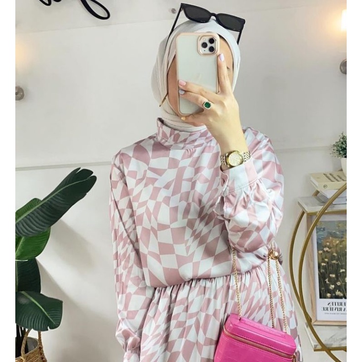 Beatarisa set by intalicious project (dusty pink)