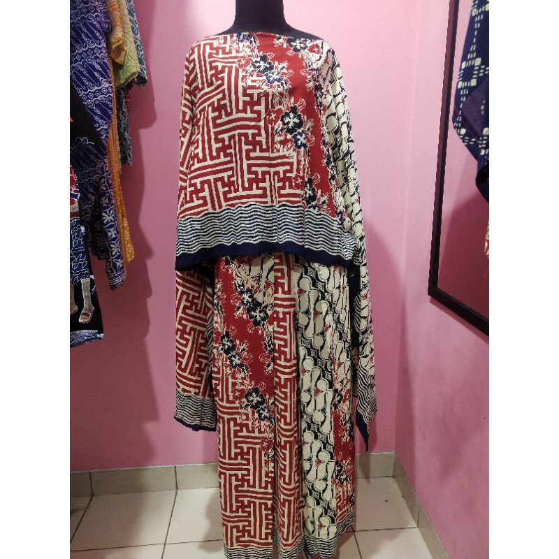 Setelan batwing celana kulot batik panjang