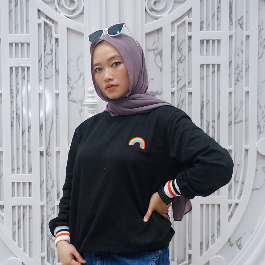 RAINBOW SWEATER II SEWATER CRAWNECK PELANGI