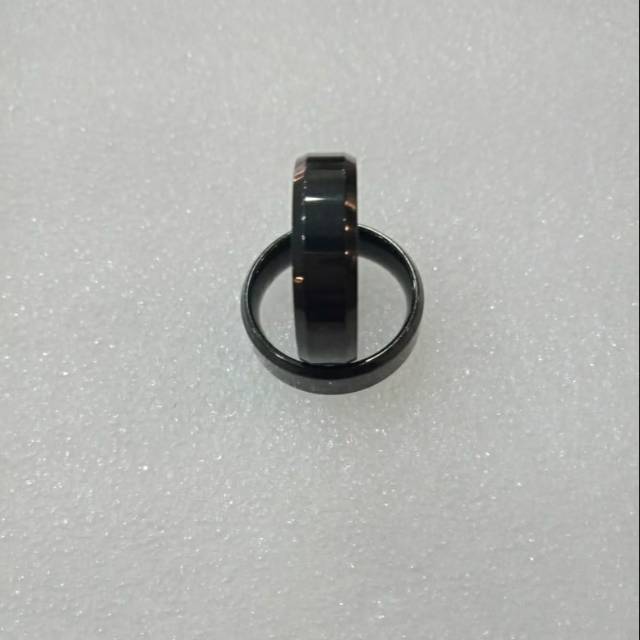 cincin titanium pria keren Hitam polos stainlessteel