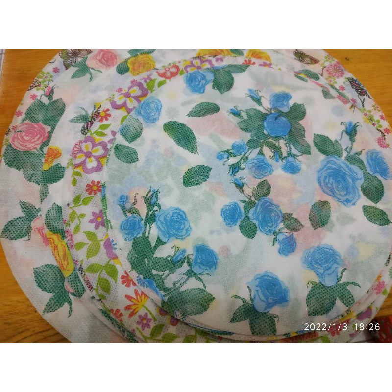 Collar kain kucing