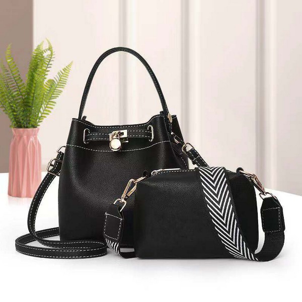 Tas Slempang wanita / Tas Fashion sling bag import remaja 2020 terbaru original 8997