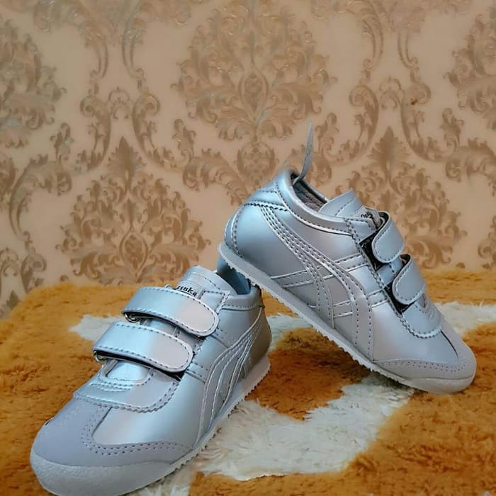 Jual sepatu asics onitsuka tiger anak import  sepatu anak asics   25  Putih Merah Limited