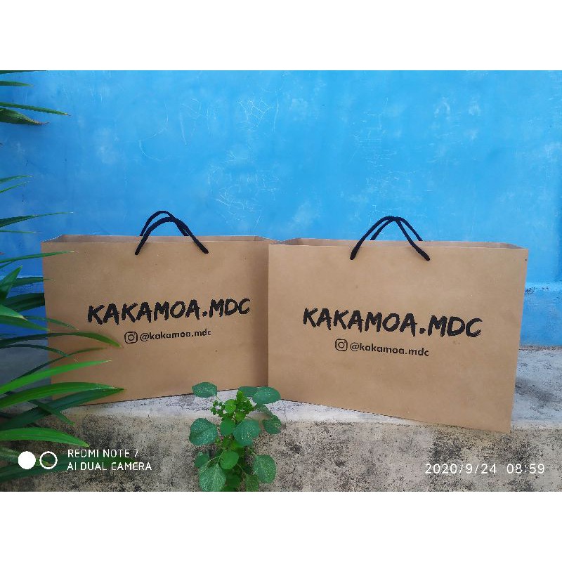 

Paperbag Box Sepatu kraft coklat 170gsm custom size P35xL15xT25