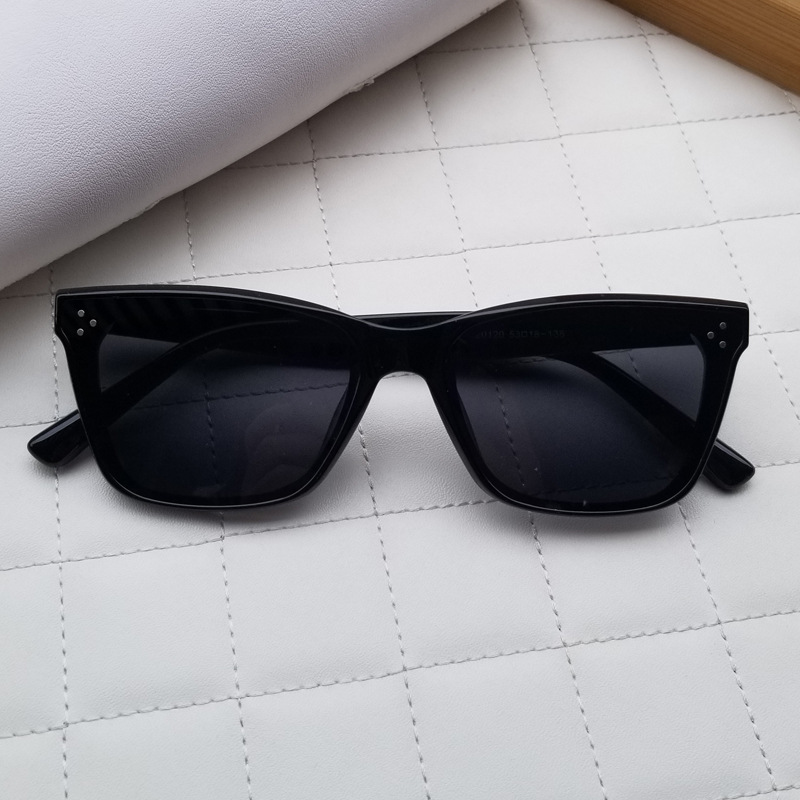 (YUZHU) COD Kacamata Hitam Korea Gaya Wanita Kacamata Hitam Kucing Retro Gaya Cewek Sunglasses