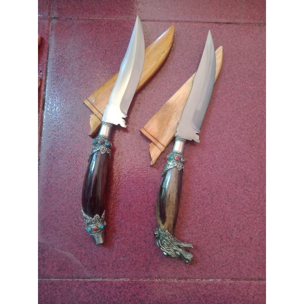 Pisau seselet ukiran