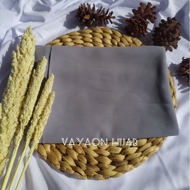 (GRAB INSTAN) HIJAB PASHMINA CERUTY 200x75 JILBAB PASHMINA CERUTY BABYDOLL PREMIUM TEPI JAHIT-Silver