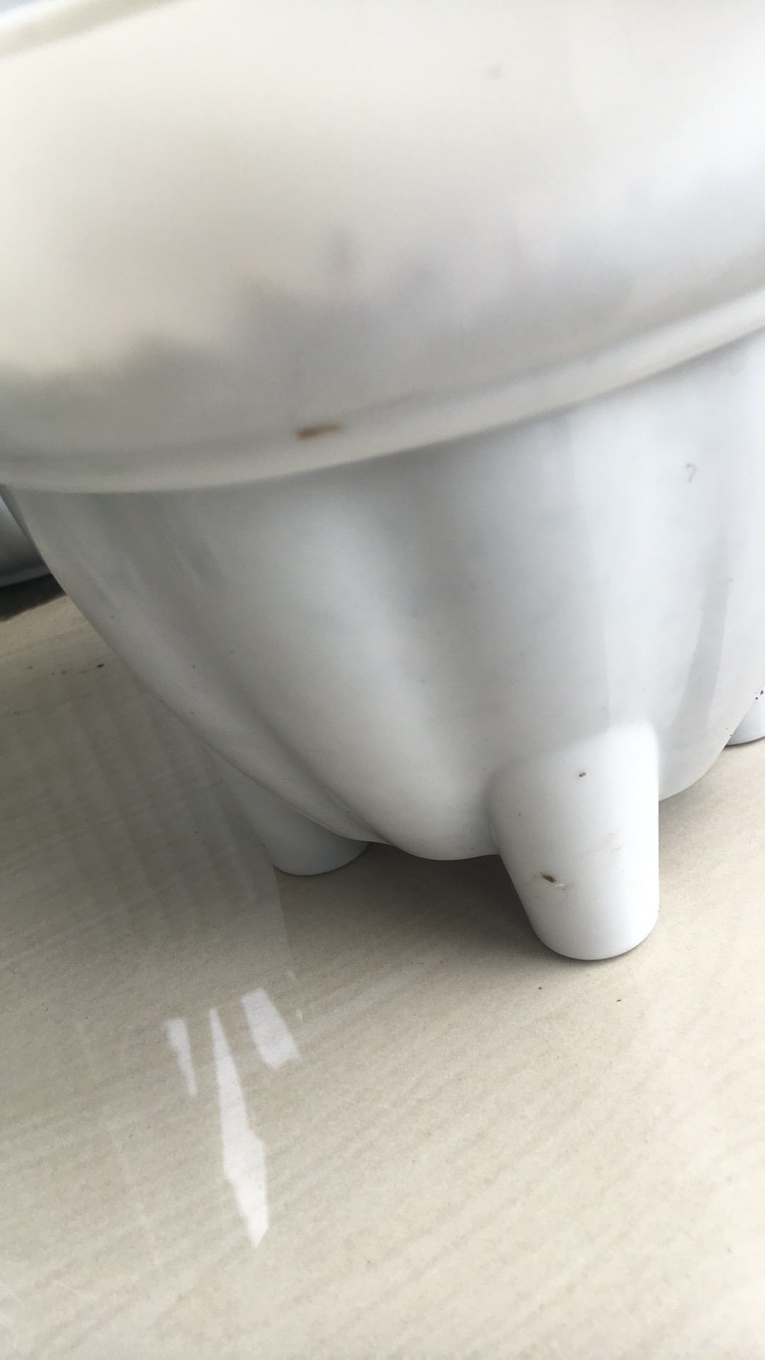 Pot Bunga Kaki Plastik 20 Cm