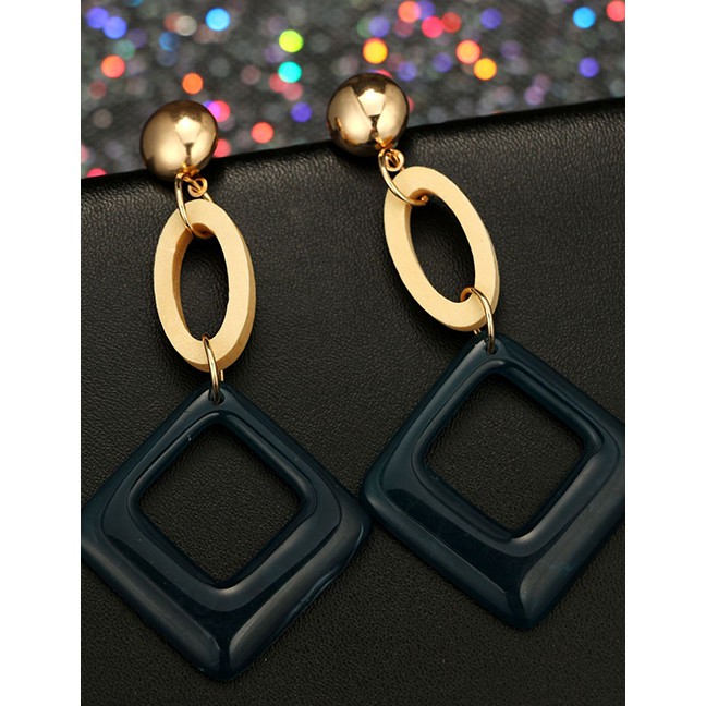 LRC Anting Tusuk Fashion Color Mixing Square Acrylic Hit Color Hollow Earrings P06600