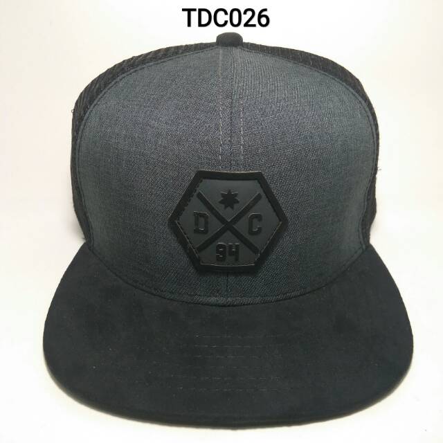 topi DCSHOE snapback jaring tdc026