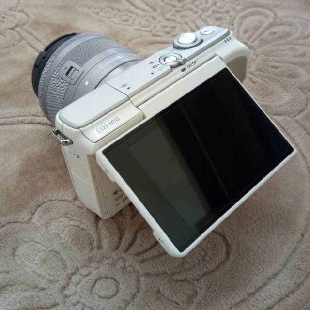 Kamera mirrorless canon eos m10