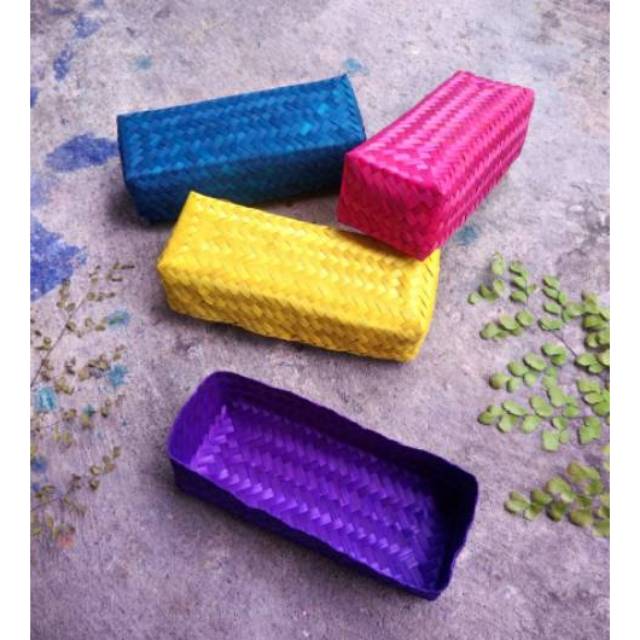 

SEPASANG BESEK 22 x 8 CM WARNA / kardus packing/ besek kotak/ besek bambu murah