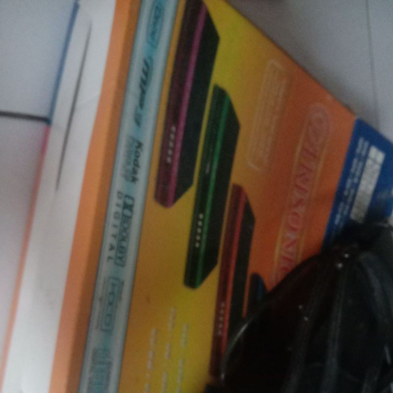 CD / DVD PEMUTAR KASET