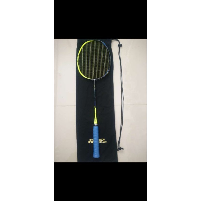 Yonex Astrox 77