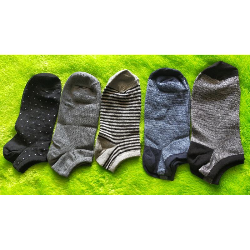 kaos kaki mata kaki motif cowok