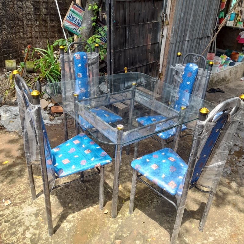 meja makan kaca 4 kursi
