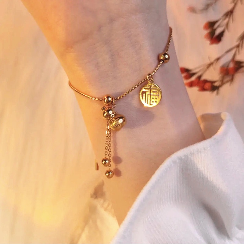 Gelang Titanium Rumbai Labu 'Fu' Keberuntungan Emas 18K Anti Karat Aksesoris Wanita Korea