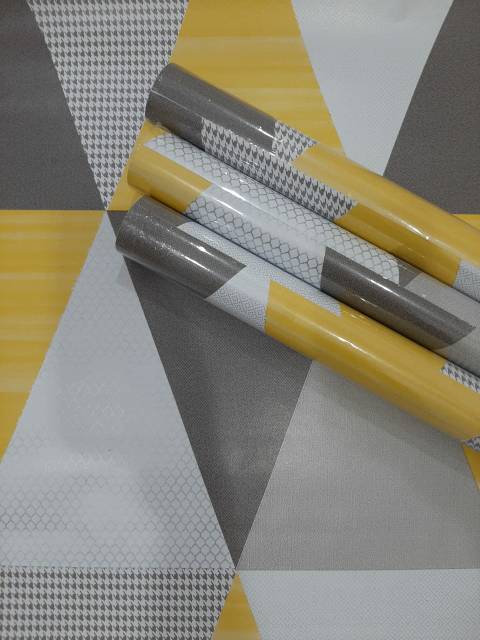 Wallpaper Dinding Motif Segitiga Abu2 Kuning Ukuran Pamjang 10Meter x Lebar 45Cm