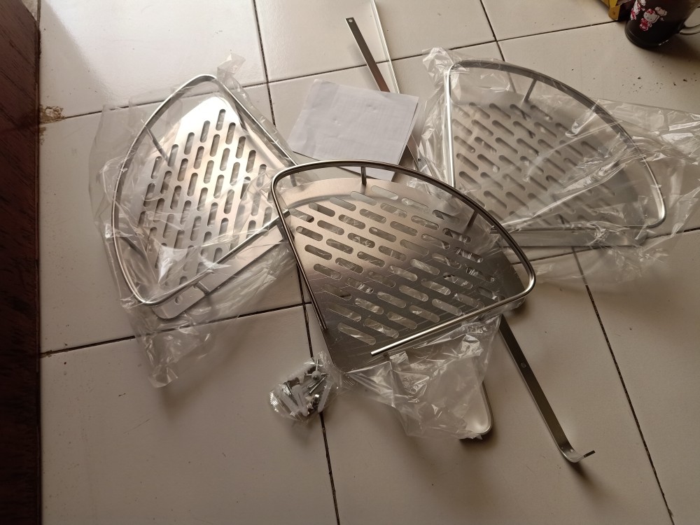 Tempat Sabun Mandi Cair Multifungsi Tempat Shampoo Serbaguna Alumunium