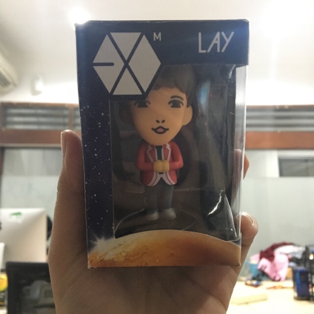 EXO M XIUMIN LAY KFC FIGURE LIMITED EDITION GROWL