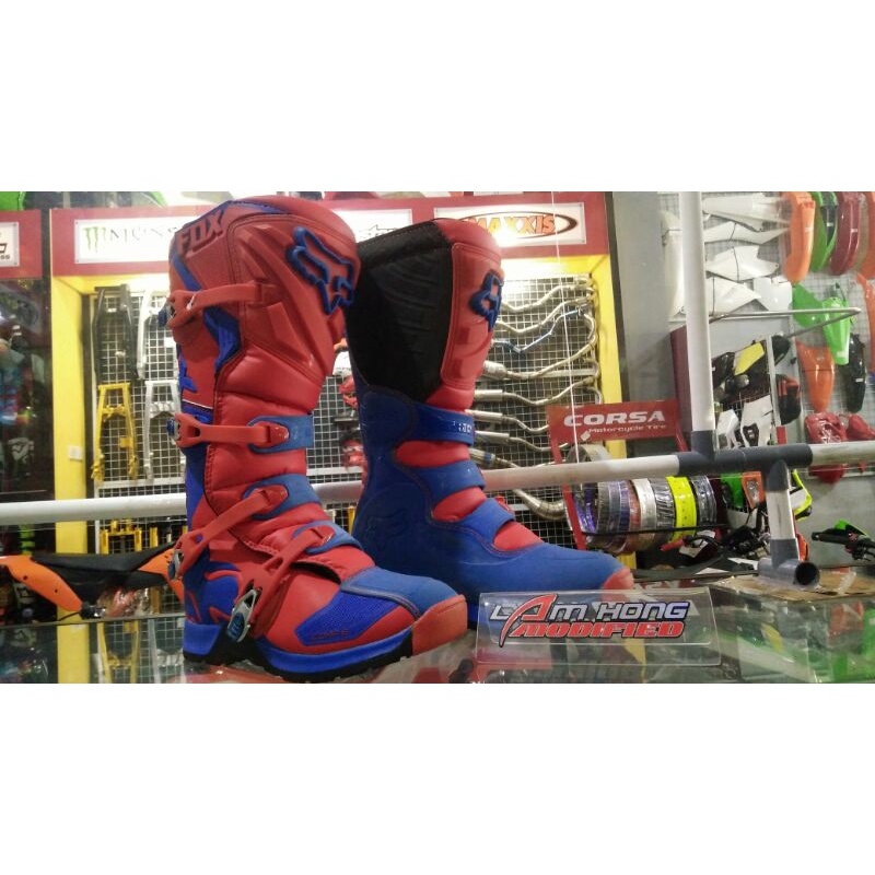 SEPATU CROSS FOX COMP5