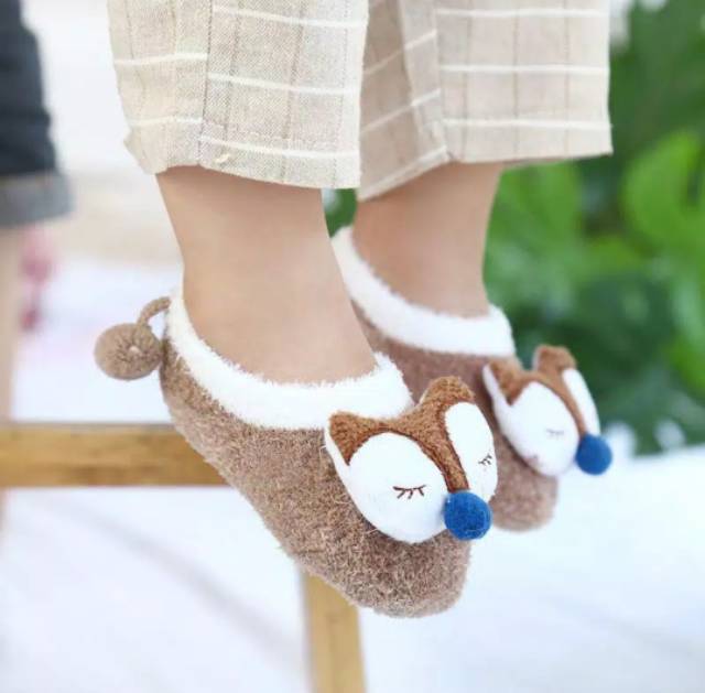 SEPATU BAYI BAHAN BULU HALUS SEPATU CUTE