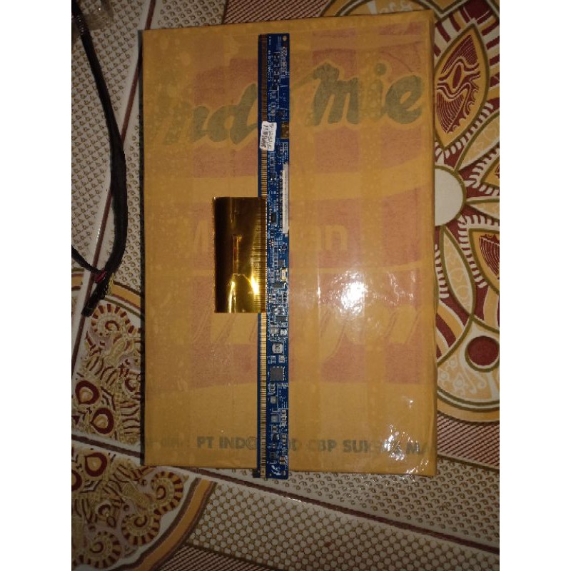 T-CON TCON TIKON IC COF DISPLAY TV LED POLYTRON PLD 32 INCHI