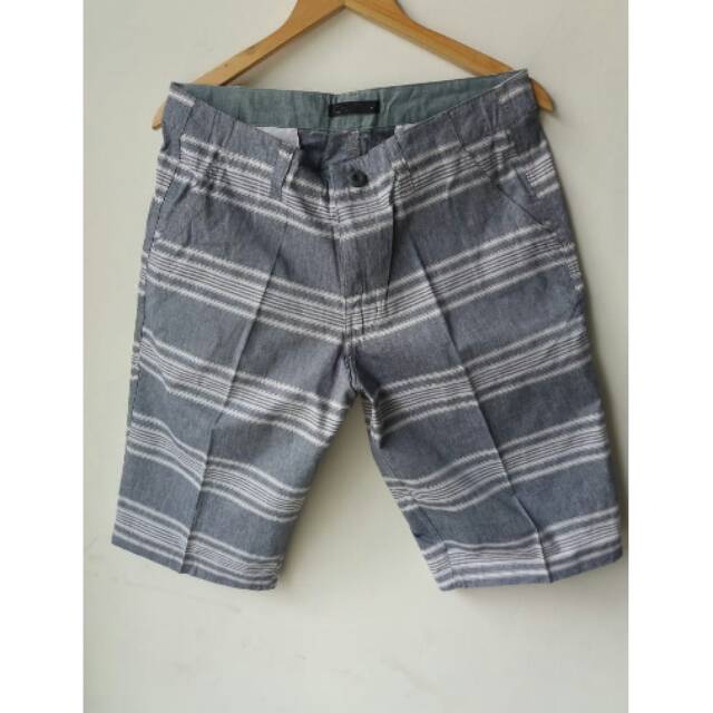 Celana pendek cowok altic