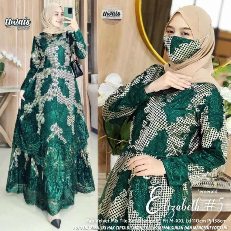 Elizabeth Uwais Hijab