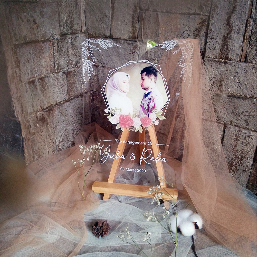 

[ARLES Regular] Custom Acrylic Photo Floral Frame - Akrilik Print UV A4 (21x30cm)