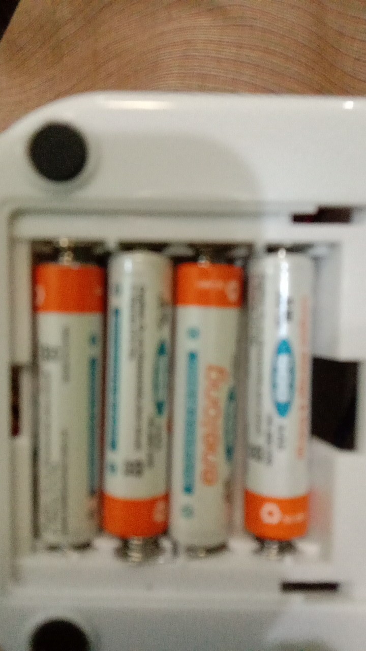 Baterai Aaa 4pcs Enelong Rechargeable Bisa Dicharge 900mah