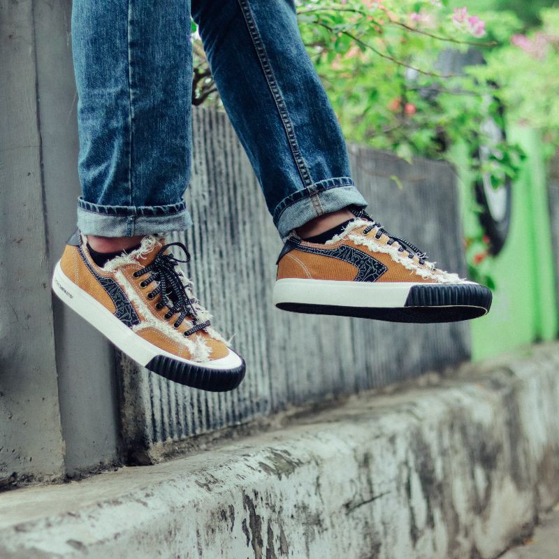 Contrust Footwear Celebration X Norifw Bronze / Dark Mustard